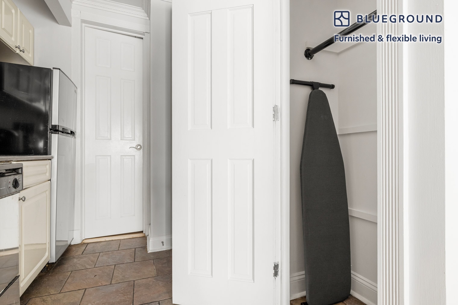 Building Photo - 118 Christopher St