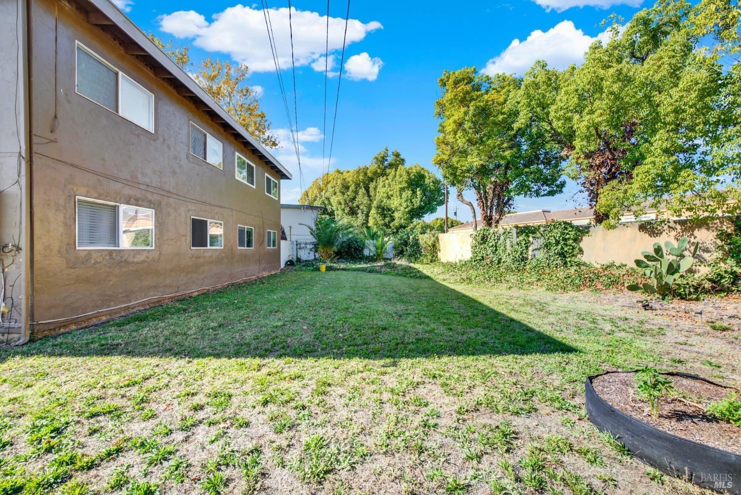 Building Photo - 1712 Arthur Ct