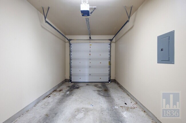 Building Photo - 3109 Corbin Ln