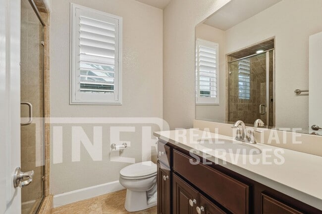 Building Photo - 7542 Pesaro Dr