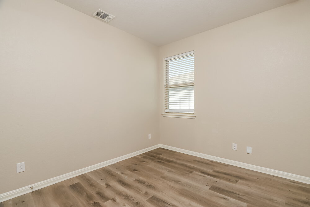 Building Photo - 8233 Oak Harvest Dr