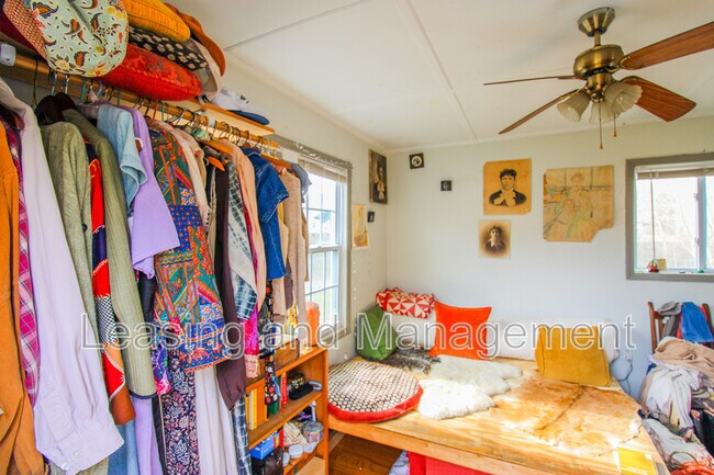 Building Photo - 519 Rutledge Ave