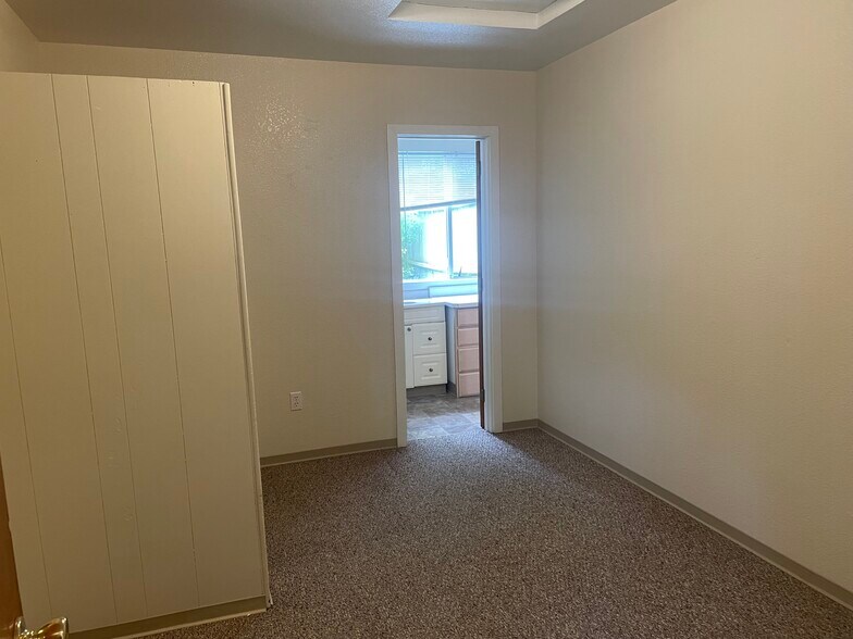 Second Bedroom/Closet - 4157 Walnut Dr