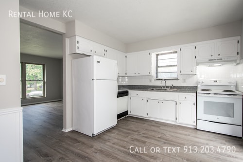 Building Photo - 1616 E Elm St