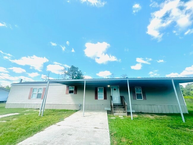 Building Photo - 207 Juniper Rd