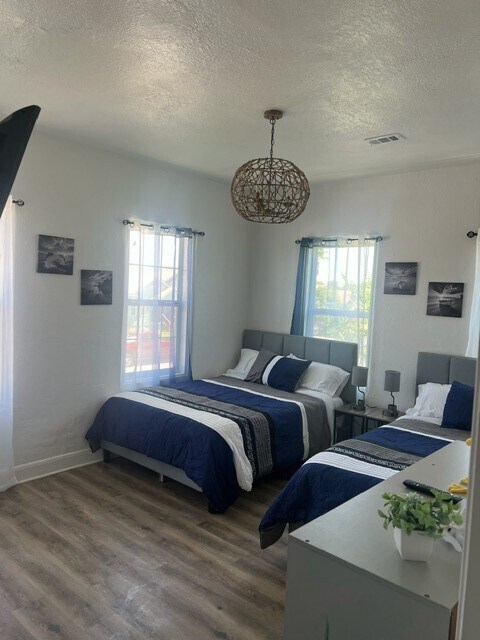 Building Photo - 5627 Avenue R