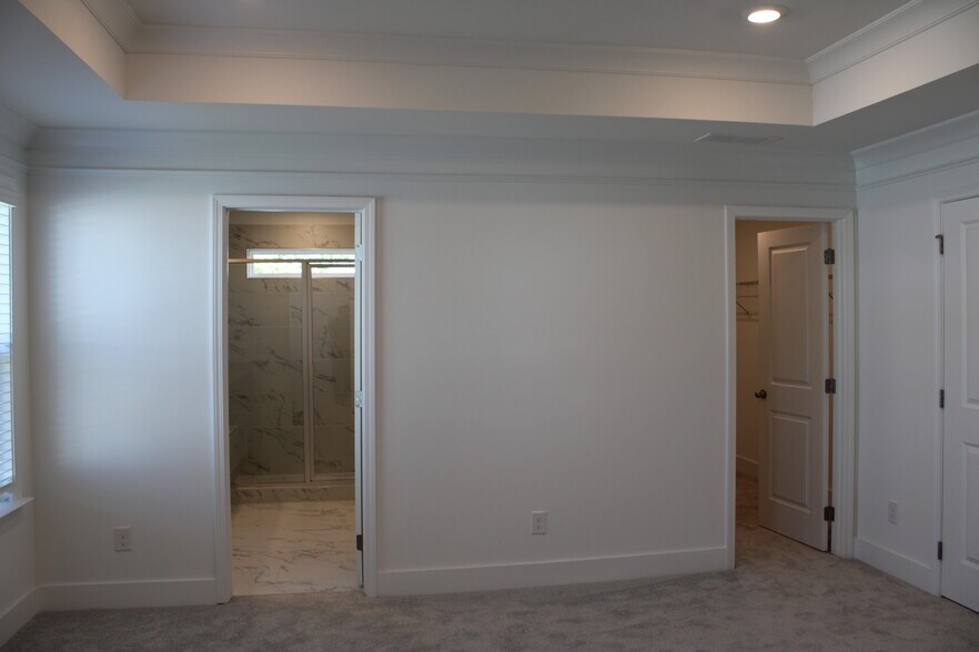 Building Photo - 175 Andalusa Ct
