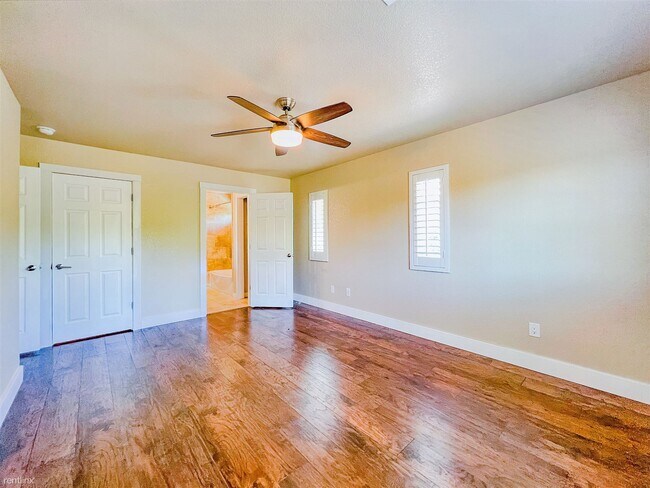 Building Photo - 5 br, 3 bath House - 112 Ridge Harbor Dr
