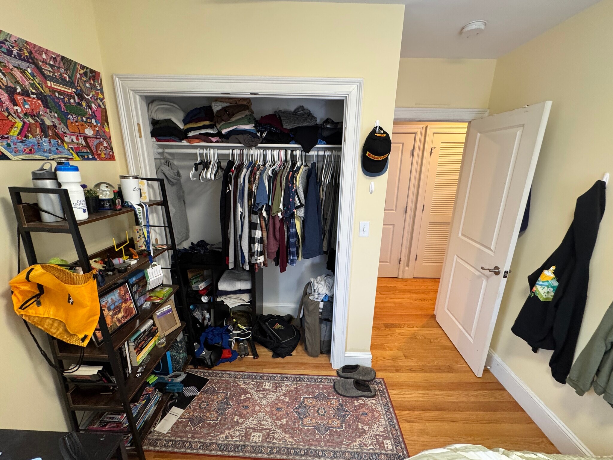 Building Photo - 183 River St