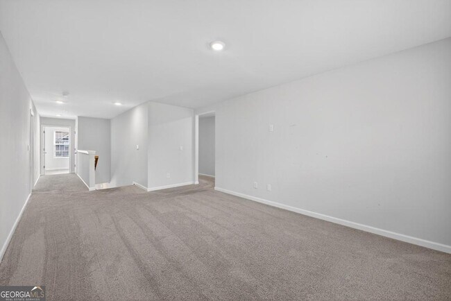 Building Photo - 7566 Jennadee Dr