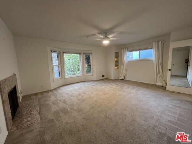 Building Photo - 1008 Westholme Ave