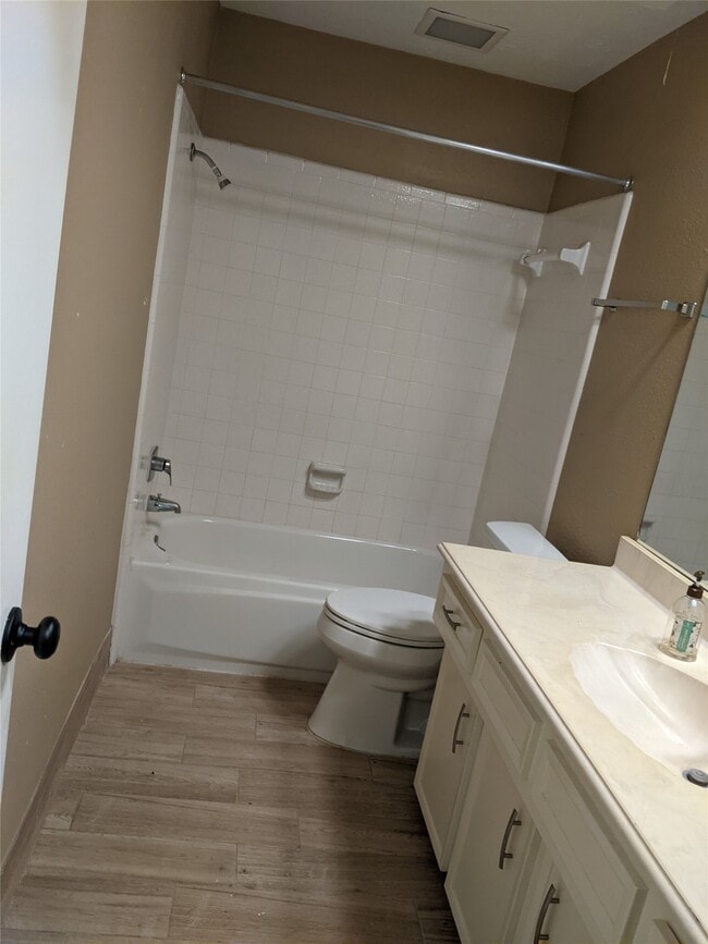 Building Photo - 2519 Buffalo Trail