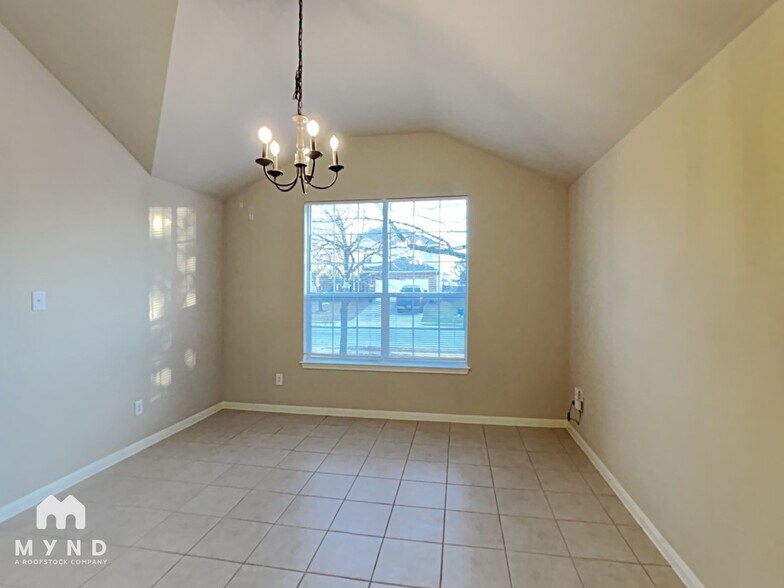 Building Photo - 3909 Bandice Ln