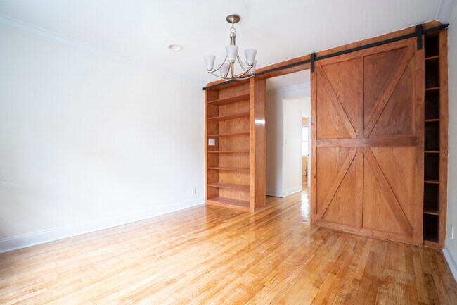 Building Photo - 667 Brooklyn Ave