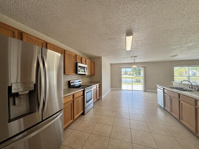 Building Photo - 15133 Moultrie Pointe Rd