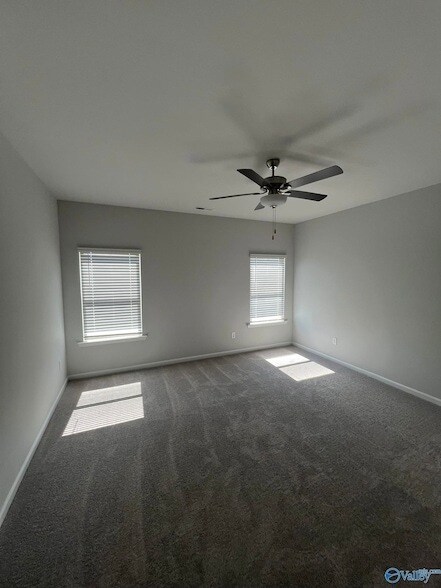 Building Photo - 159 Little Britain St