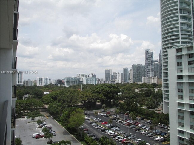 Building Photo - 1865 Brickell Ave
