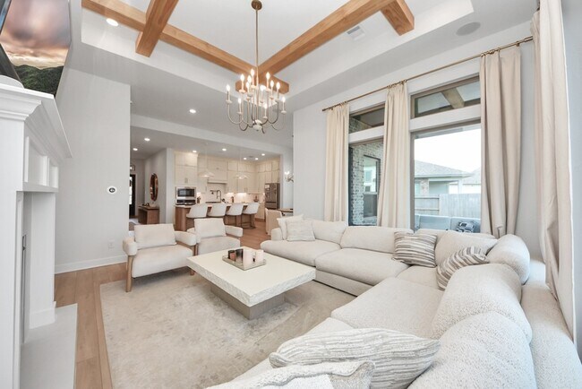 Building Photo - 2995 Tantara Dr