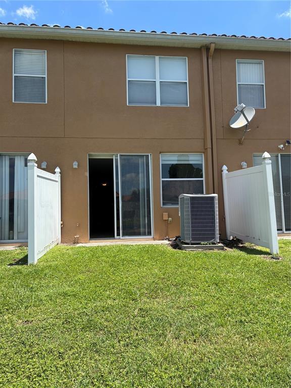 Building Photo - 5479 Paradise Cay Cir