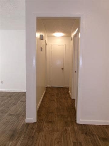 Building Photo - 2409 Ventura Dr