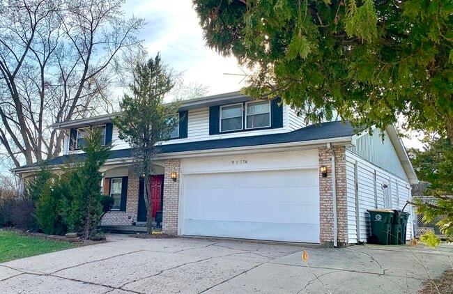 Building Photo - 9S174 Nantucket Dr