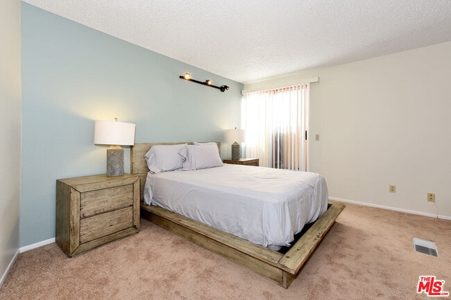 Building Photo - 3600 Bagley Ave