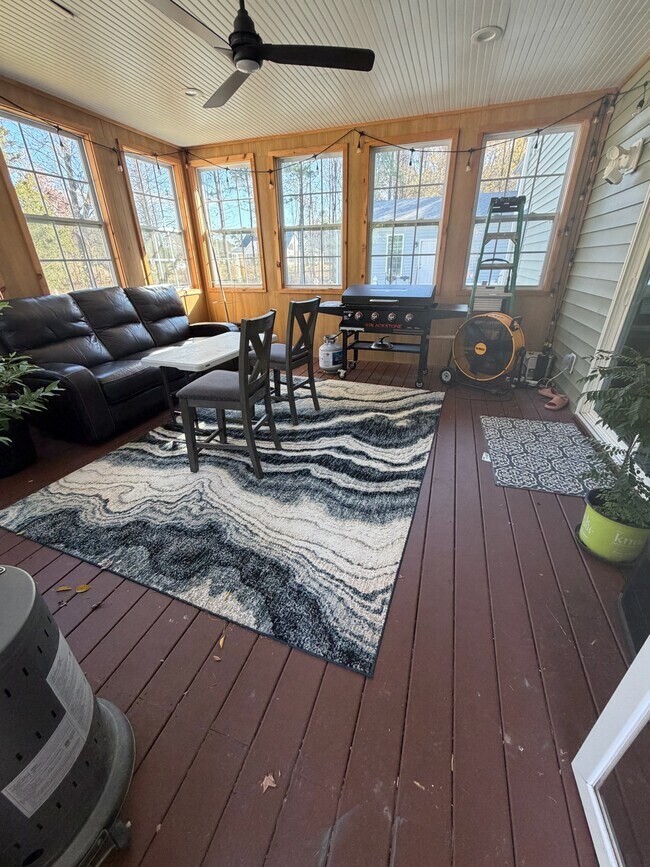 Building Photo - 106 Barbee Rd