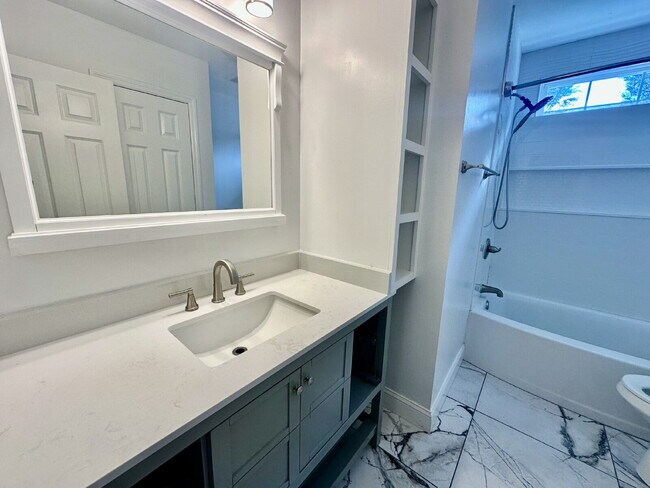 Building Photo - Three Bedroom Updated Single Level Home in...