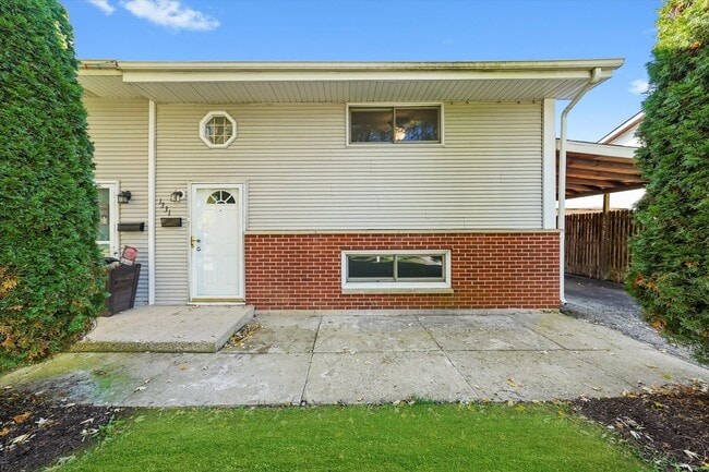 Building Photo - 1331 Highland Ave