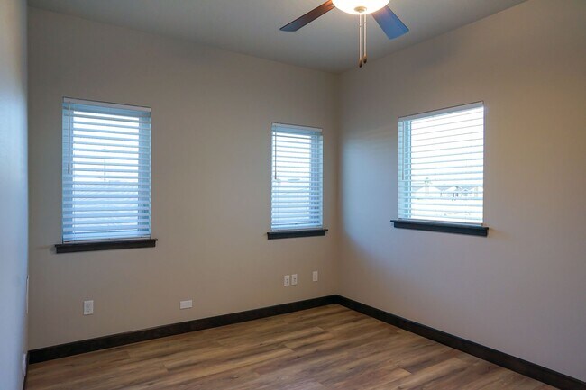 Building Photo - Just Completed  Beautiful Two Bedroom Two ...