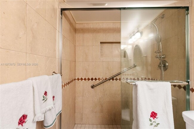 Building Photo - 3131 S Ocean Dr