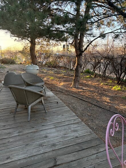 Building Photo - 1522 Edith Blvd NE