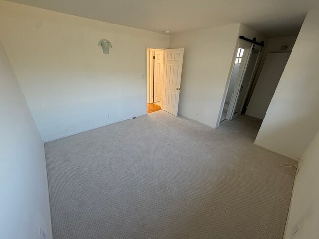 Building Photo - Charming Single-Family Home in the Heart of Millbrae Meadows