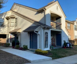 Building Photo - 201 Sunshine Ct