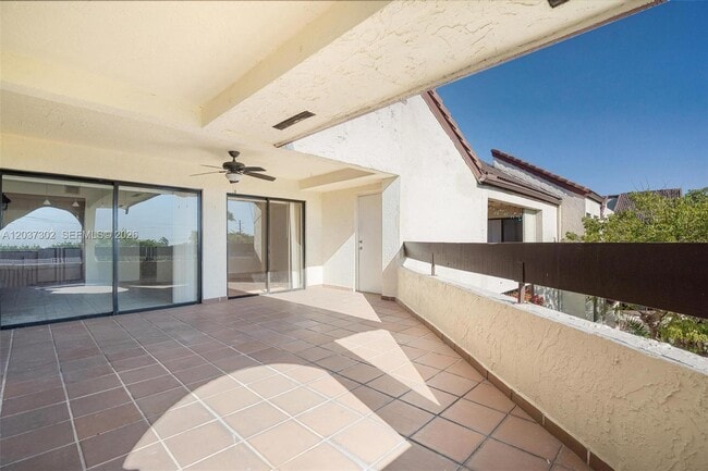 Building Photo - 9040 SW 125th Ave