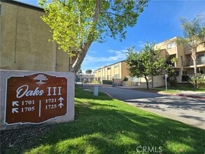 Building Photo - 1721 Neil Armstrong St