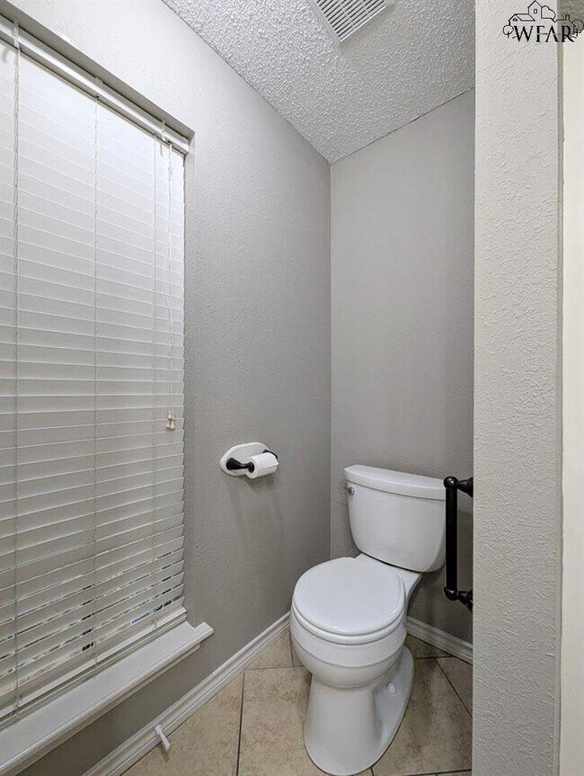 Building Photo - 5509 Long Leaf Dr