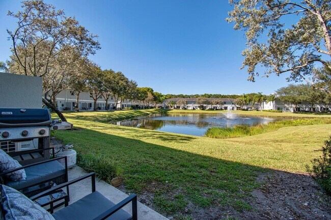 Building Photo - 16081 Sierra Palms Dr