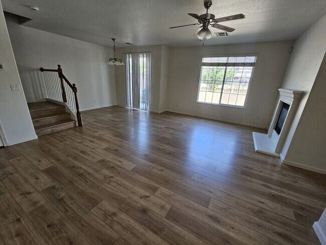 Building Photo - Esplanade At Damonte Ranch Home