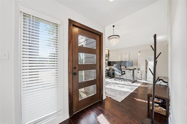 Building Photo - 3313 Overland Dr