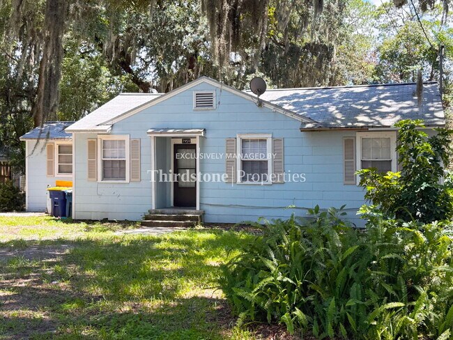 Building Photo - 7959 Concord Blvd W