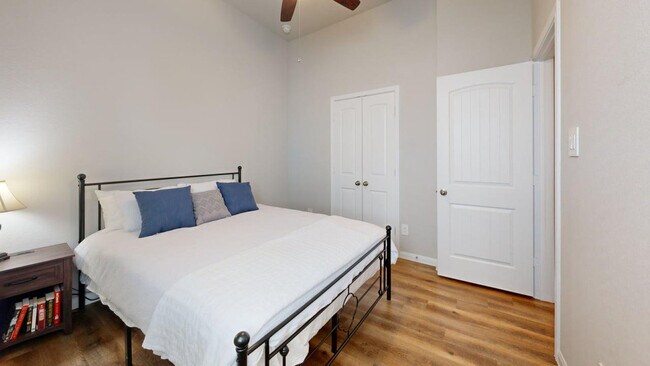 Building Photo - 4712 Milagro Lp