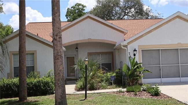 Primary Photo - 760 W Barrymore Dr