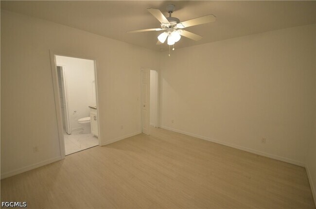 Building Photo - 3303 Armstrong Ct