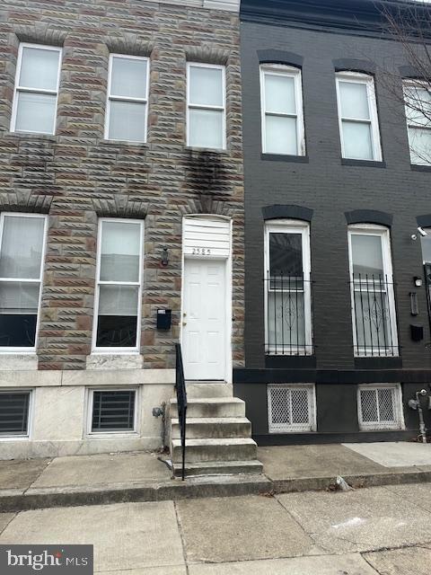 Building Photo - 2585 W Fayette St