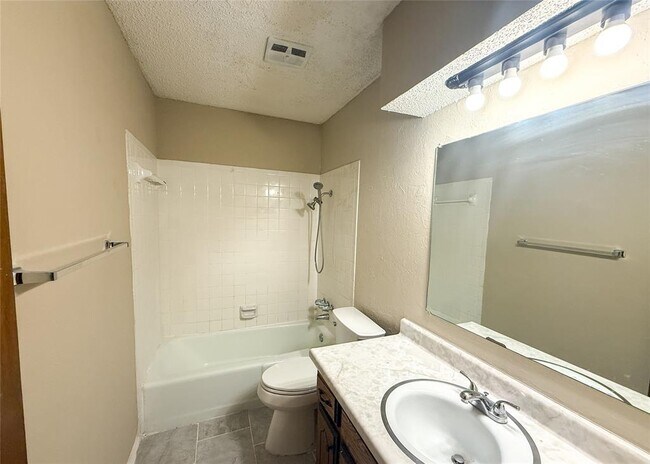 Building Photo - 101 Sahoma Terrace