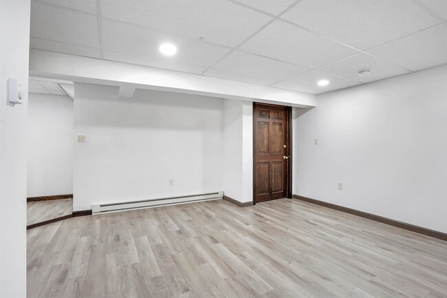 Building Photo - 103 Portsmouth Ave