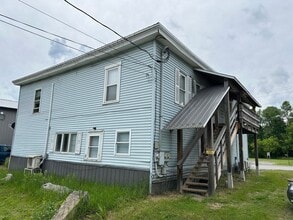 Building Photo - 9 Dexter Rd