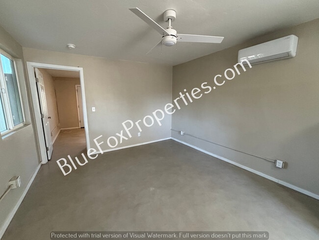 Building Photo - 2641 N Fontana Ave