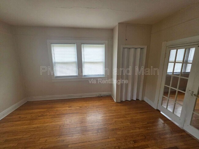Building Photo - 41 Westwood Pl